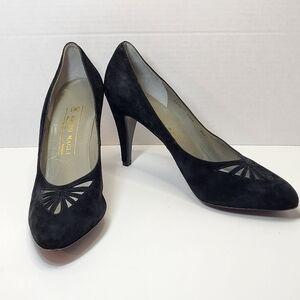 Bruno Magli Vintage Black Suede Pumps Women’s 10 AA Extra Narrow Made in Italy